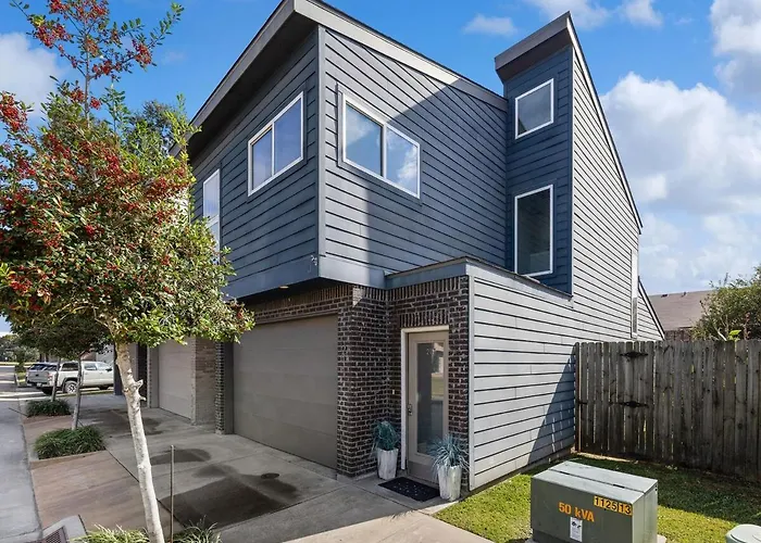 Apartment Cozy 3 Bedroom Townhome, Located With A Garage Lafayette